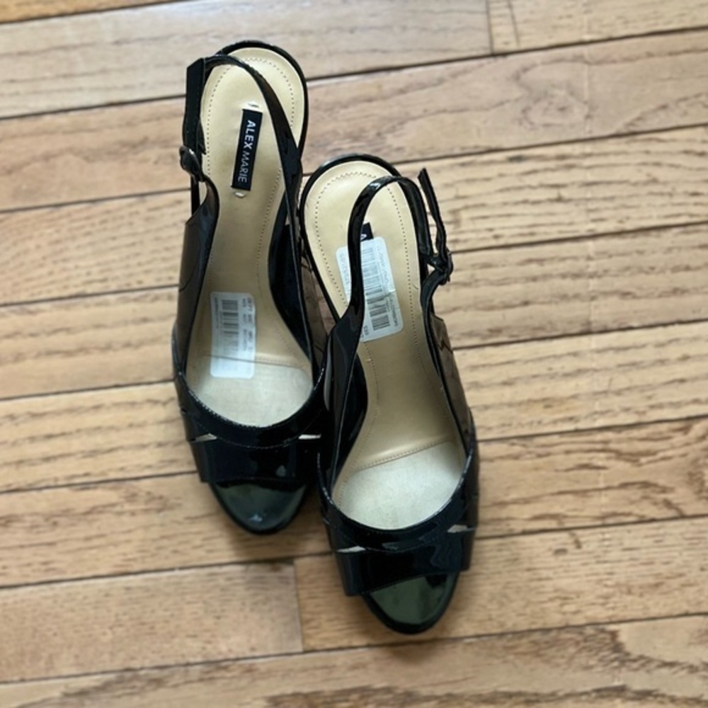 NWT Alex Marie black shoes 10